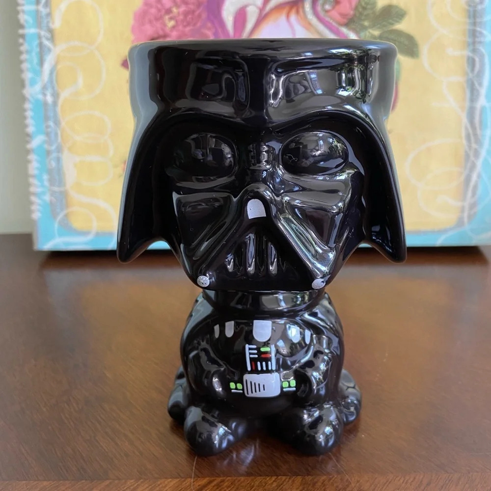 Star Wars Darth Vader ceramic goblet/ hot chocolate/ planter by Galerie 2012.